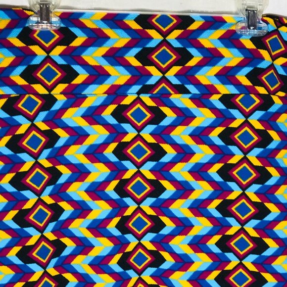 LulaRoe cassie skirt graphic multi color stretch pencil medium READ NEW - Picture 4 of 5